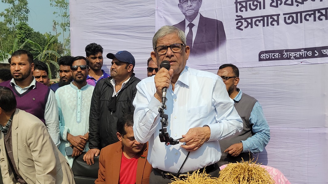হিন্দু ভোটাররা নির্ভয়ে ভোট দেবেন : মির্জা ফখরুল স্বাধীনতাবিরোধীদের হাতে দেশ নিরাপদ নয় সার সংকটের জন্য ইউনুস সরকারের লোকেরা দায়ী