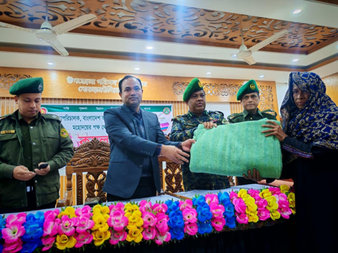 ভোলায় আনসার-ভিডিপির ৩ দিনব্যাপী ফ্রি মেডিকেল ক্যাম্প ও শীতবস্ত্র বিতরণ