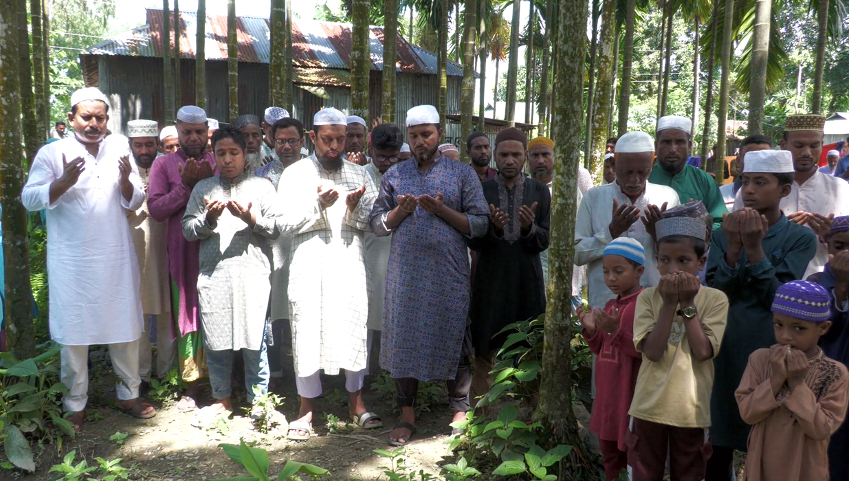 নাগেশ্বরীতে জুলাই শহীদ গোলাম রাব্বানীর কবর জেয়ারত ও দোয়া মাহফিল