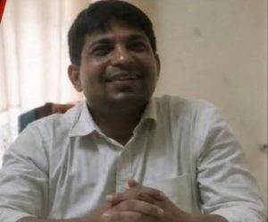 সবাই মিলেমিশে খাই’  জয়পুরহাটের কালাইয়ের সেই খাদ্য কর্মকর্তাসহ বরখাস্ত – ৩