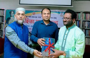 ঠাকুরগাঁওয়ে নজরুল বর্ষ উদযাপন, গুণী শিক্ষক রশিদ আলমকে সংবর্ধনা